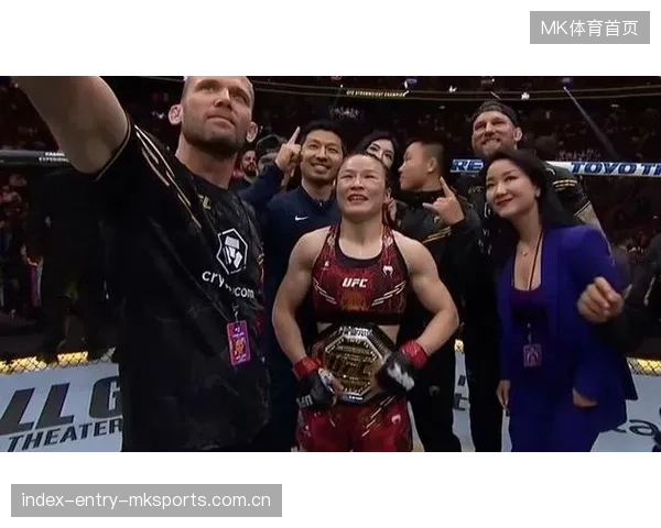 UFC女选手三秒完成裸绞：速度、技巧与训练哲学的极致显现